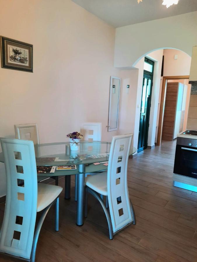 Apartman Barbir Сукошан Экстерьер фото
